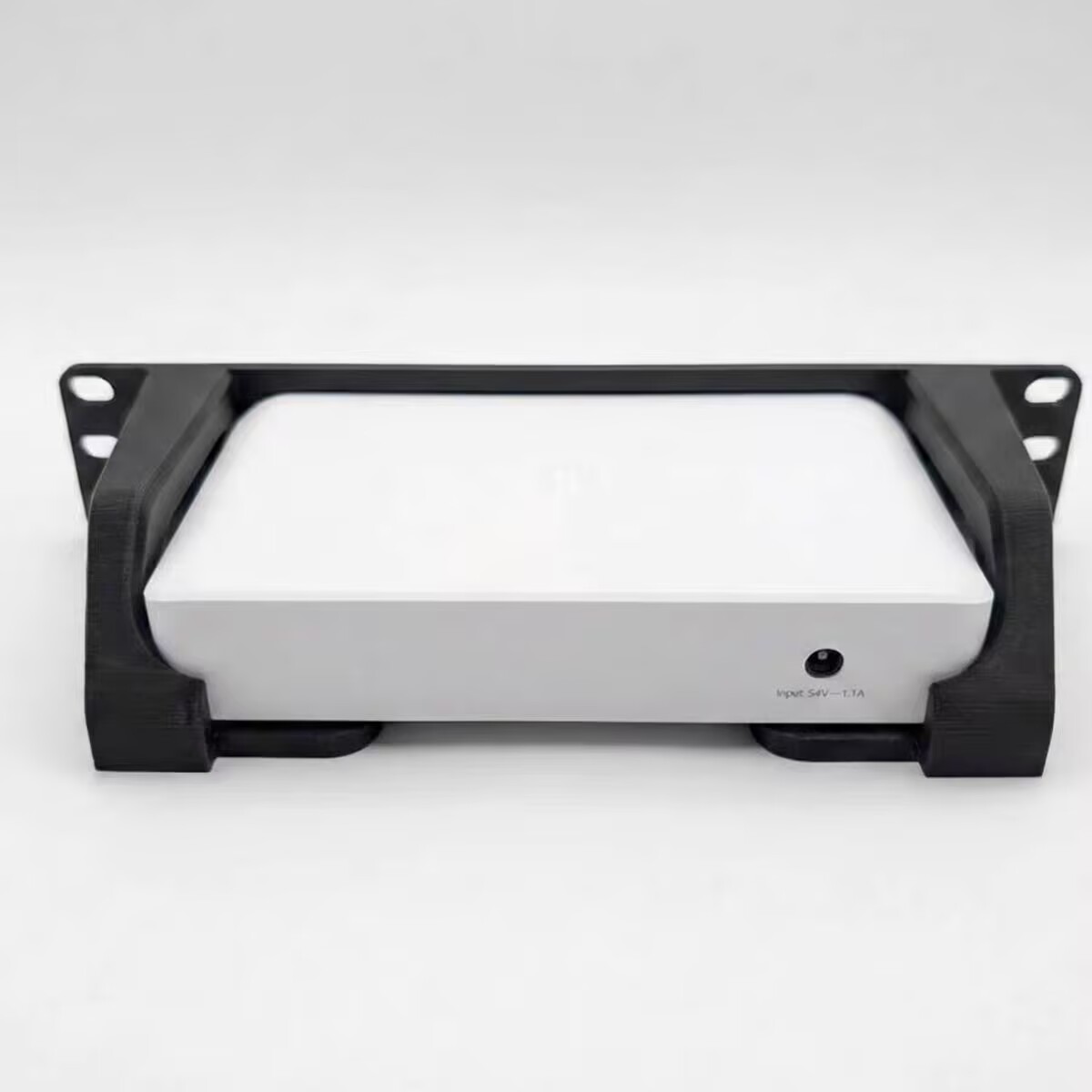 Ubiquiti（USW-Lite-8-PoE）用10インチ - Network Switch Rack Mount 1U のレビューと価格