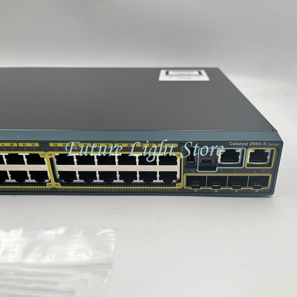 WS-C2960S-24TS-L 24 フルギガビット +4 - Managed Switch 24 Port Gigabit のレビューと価格